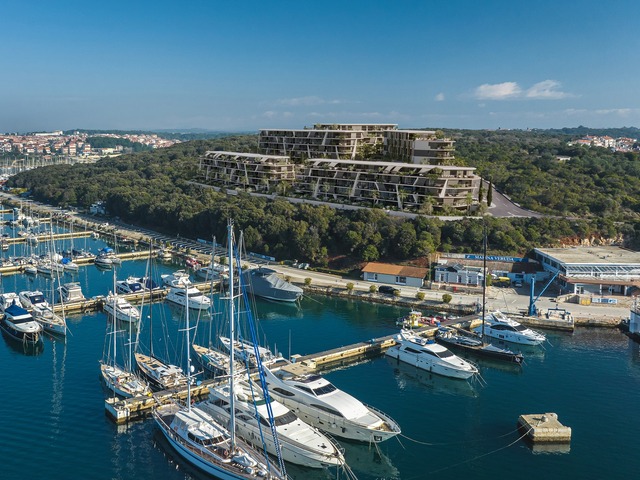 Marina Sky image